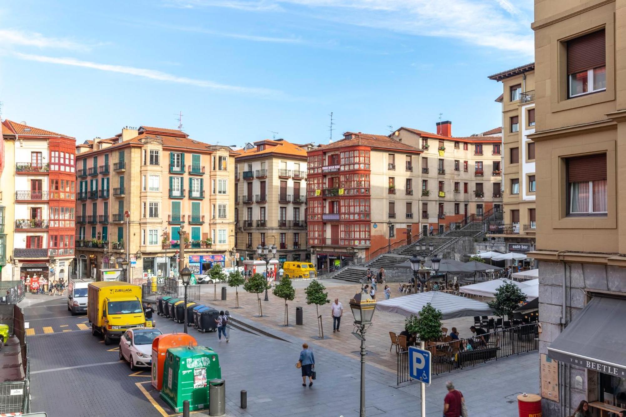 Plaza Unamuno - Casco Viejo - Parking Opcional Bilbao Bagian luar foto